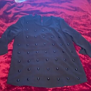 Alfani women’s top with black button accents